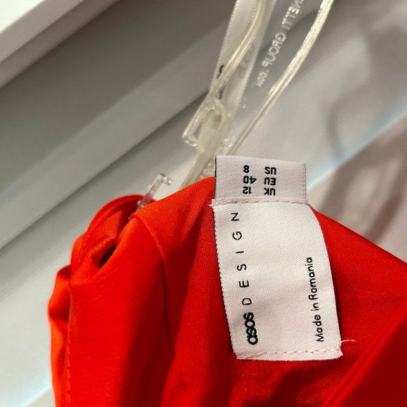 NWT ASOS DESIGN - Off Shoulder Satin Mini Dress With Tuck Detail Bodice - Picture 5 of 5